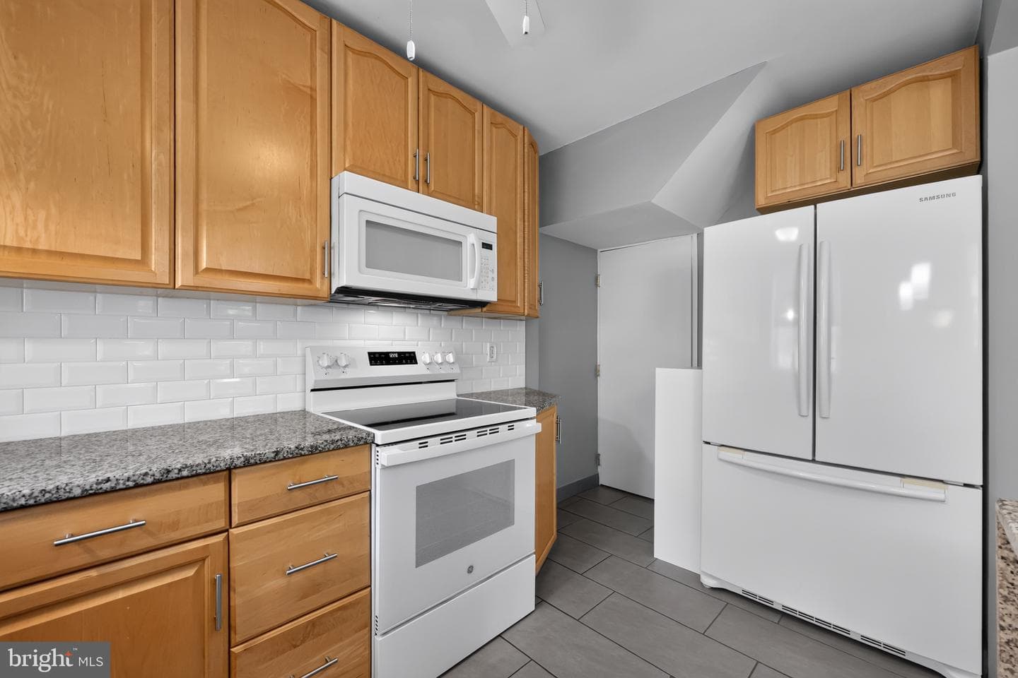 6849 Sprague Street photo 17