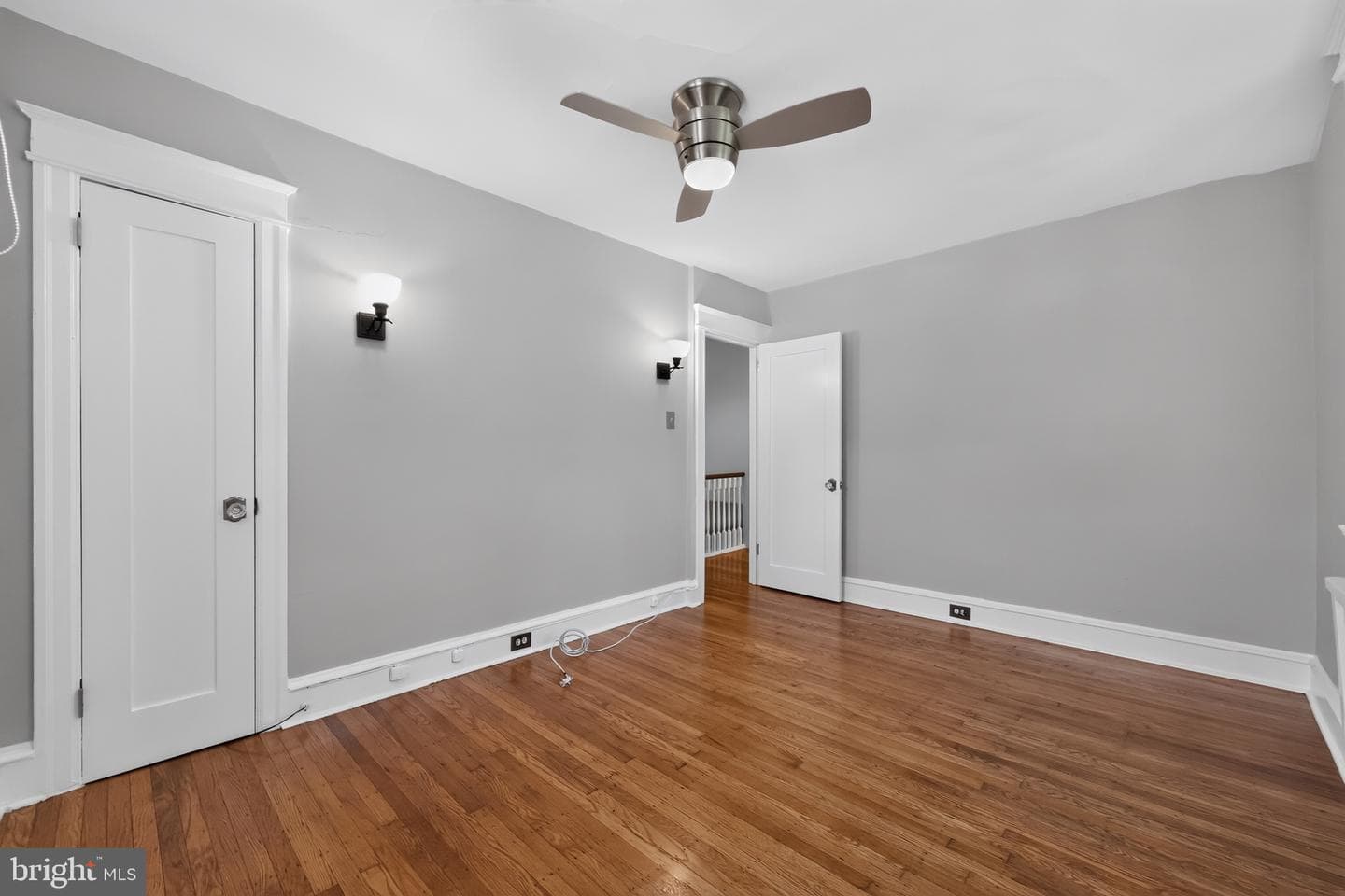 6849 Sprague Street photo 32