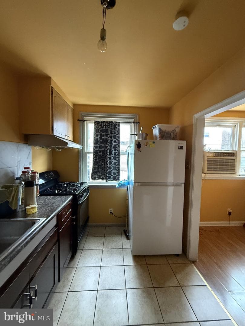 3142 Levick Street photo 7