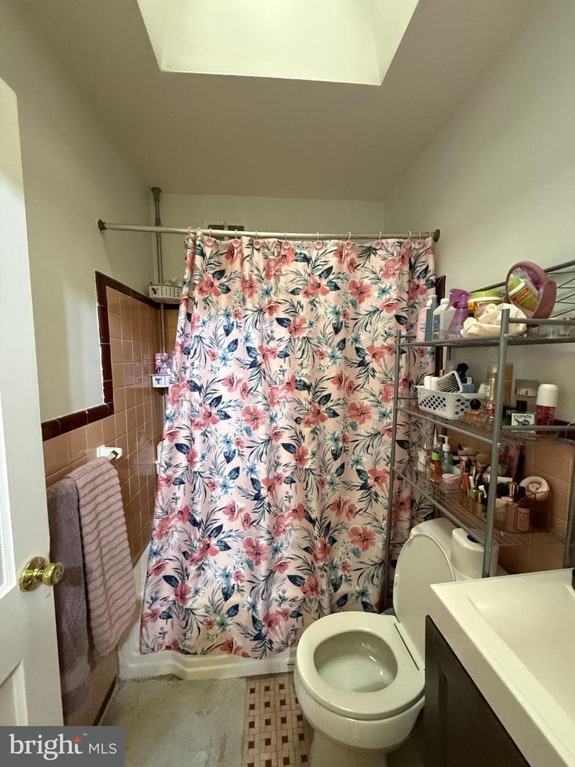 3142 Levick Street photo 9
