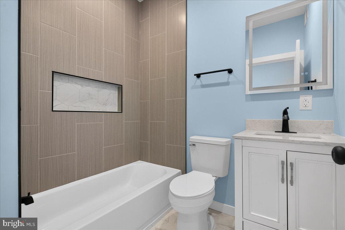 4929 Ogden Street photo 24