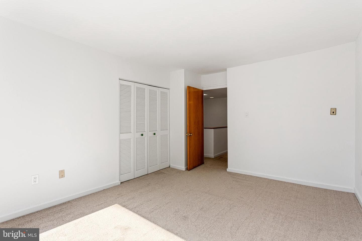341 S 5th Street photo 29