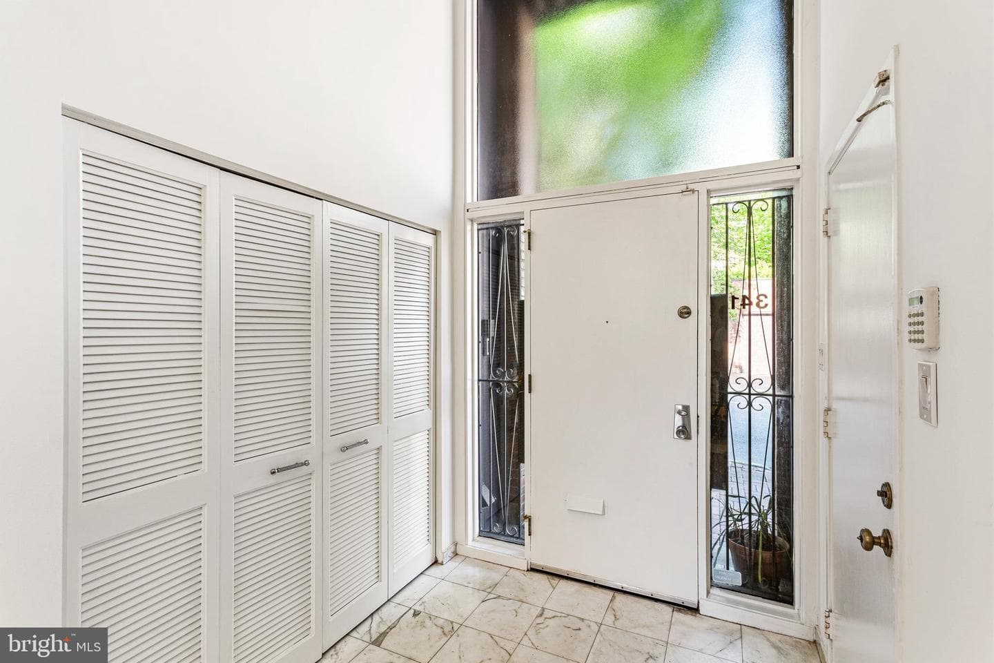 341 S 5th Street photo 3