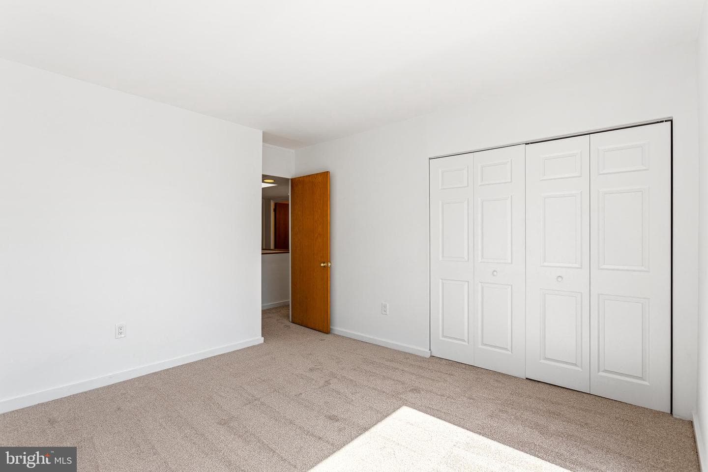 341 S 5th Street photo 31