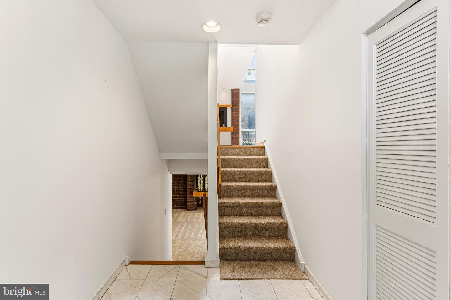 341 S 5th Street photo 40