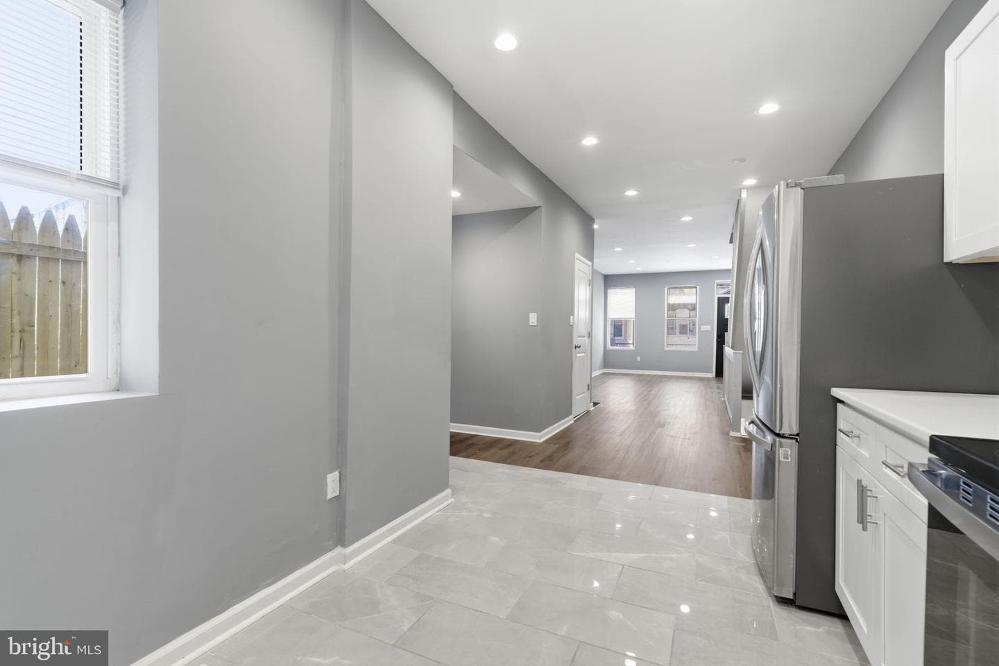 3146 Euclid Avenue photo 9