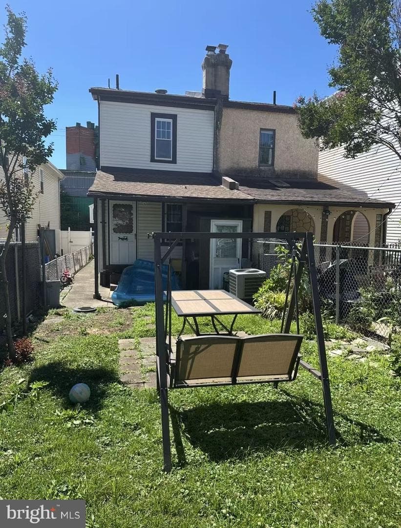 8072 Craig Street photo 4