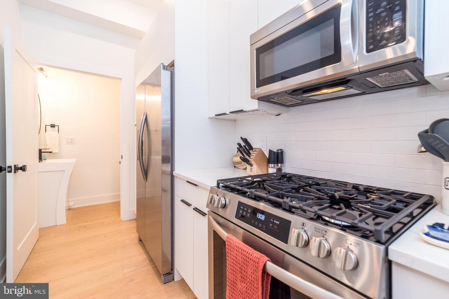 1613 Brown Street #a photo 14