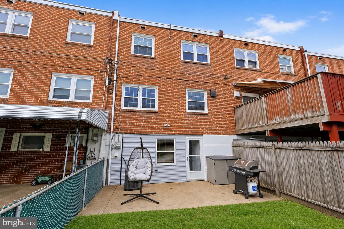 10227 N Canterbury Road photo 22