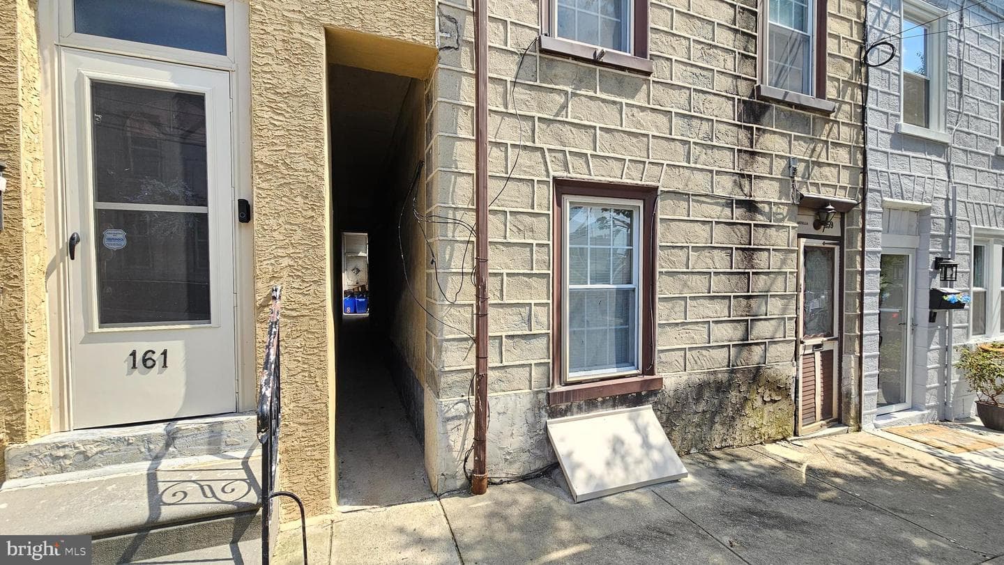 159 Markle Street photo 5