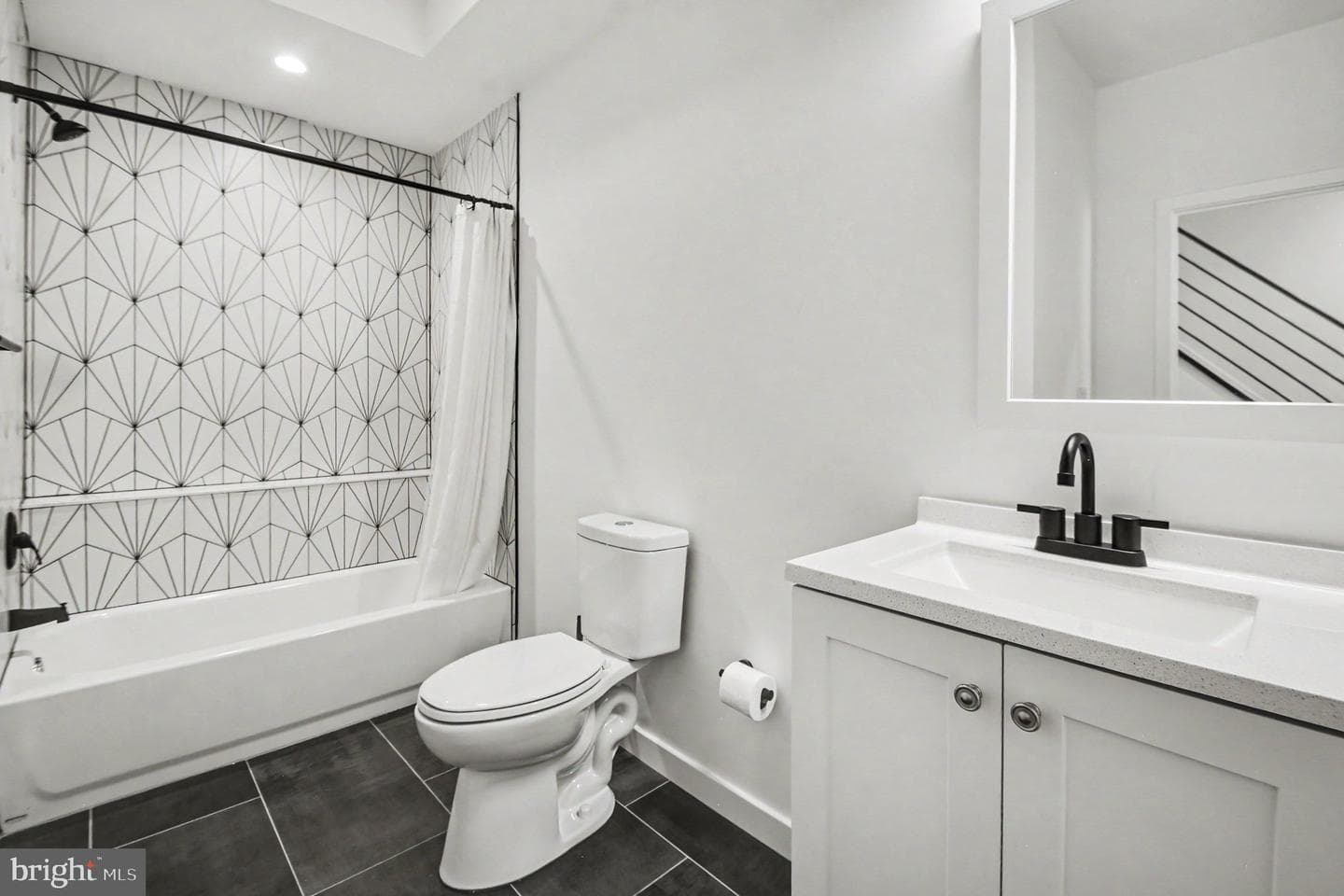 3217 Chatham Street photo 28