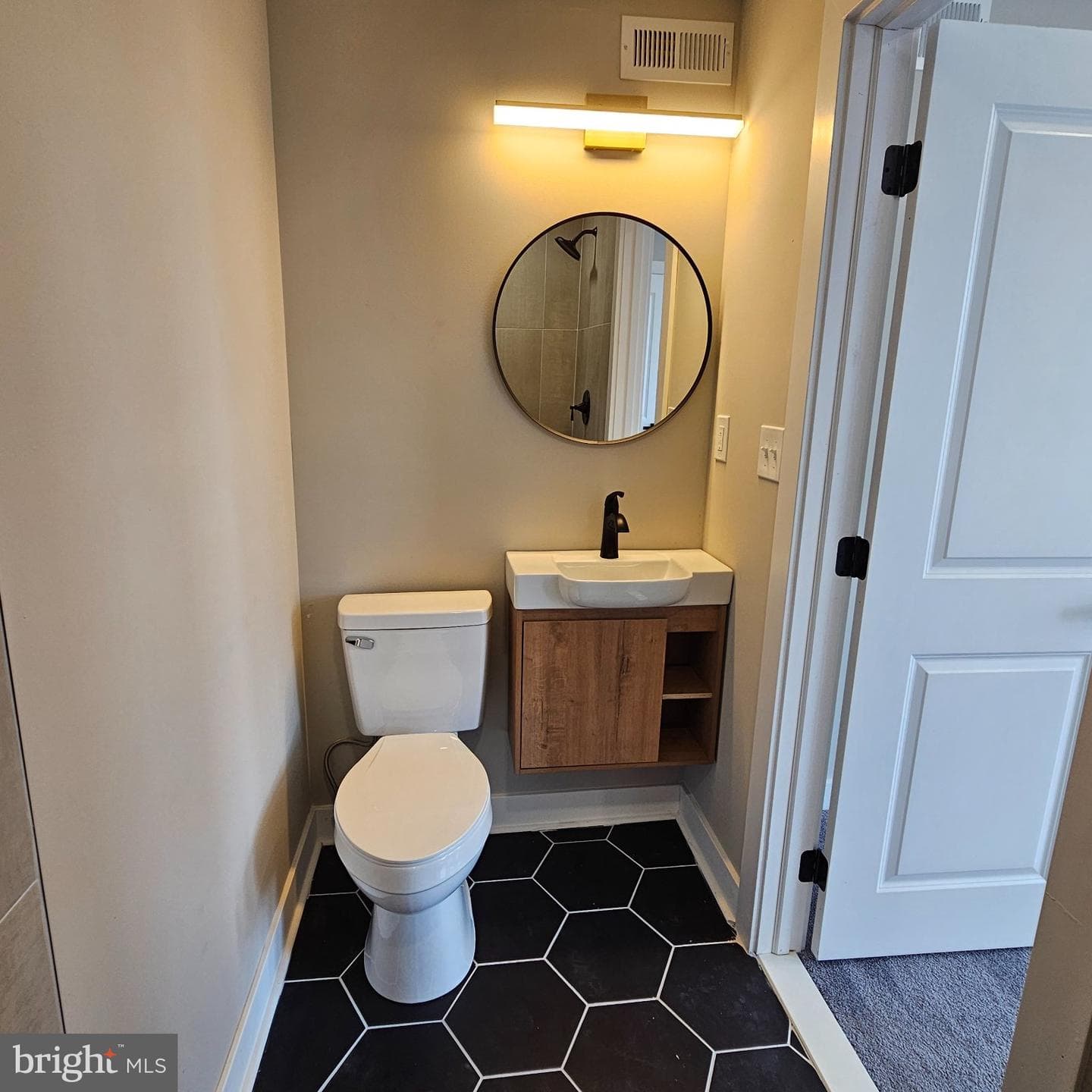 60 N 62nd Street photo 18