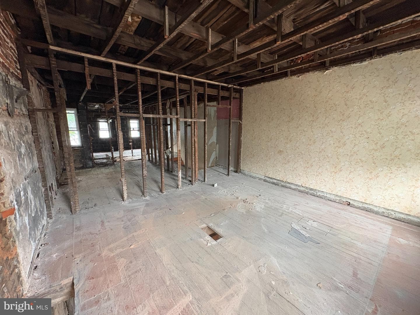 1802 Latona Street photo 3