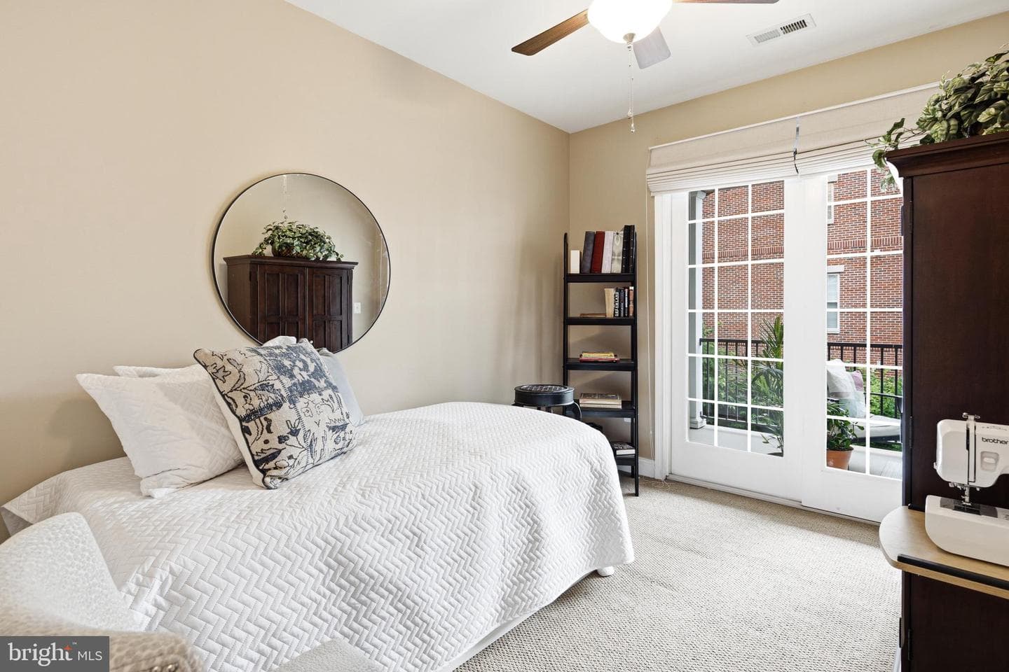 606 Admirals Way photo 15