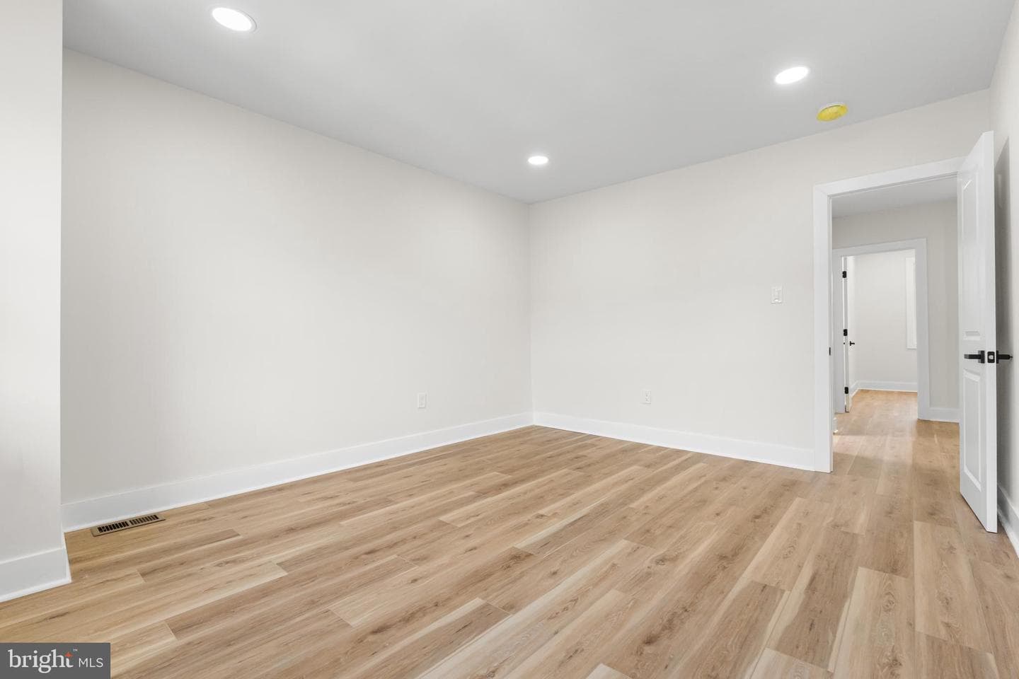 7393 Wheeler Street photo 28