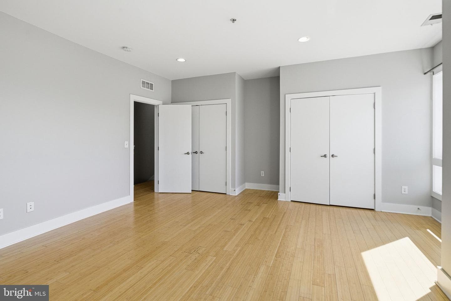 2008 Trenton Avenue photo 22