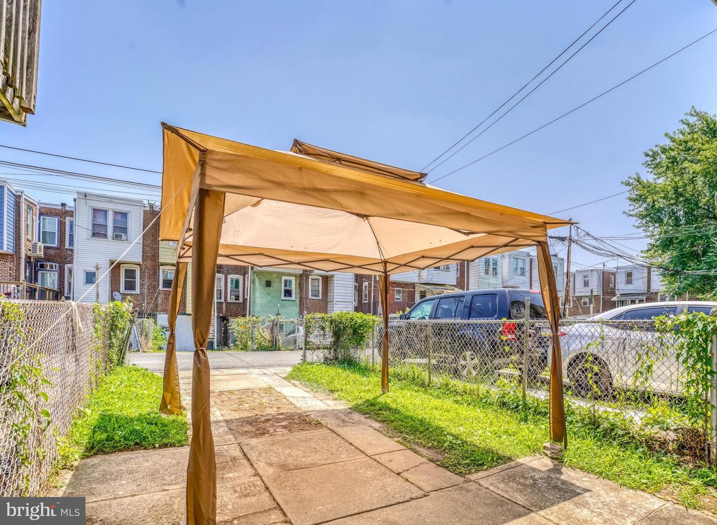 5829 N Howard Street photo 35