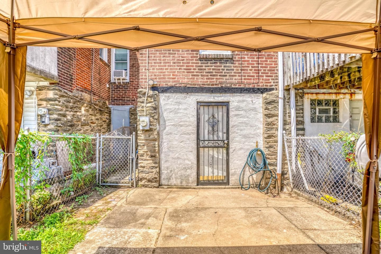 5829 N Howard Street photo 38