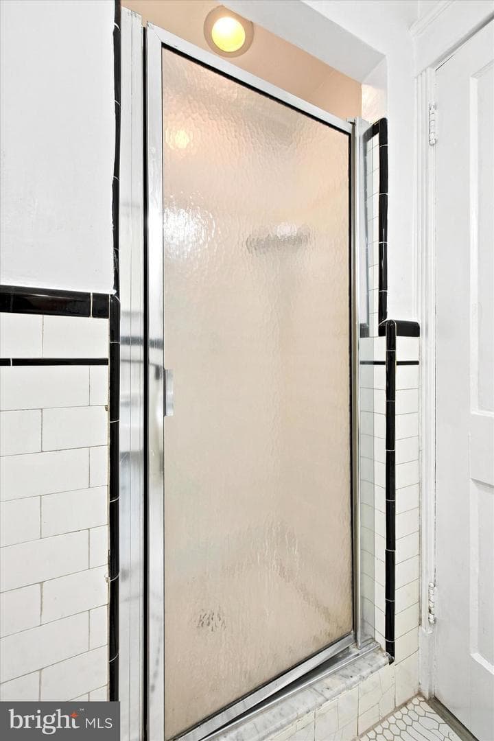 3433 W Penn Street photo 22