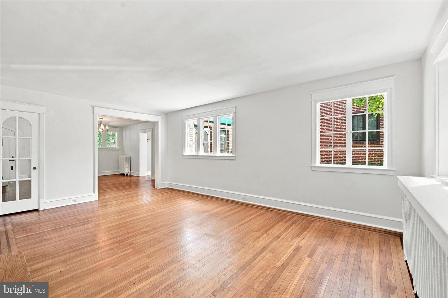 3433 W Penn Street photo 6