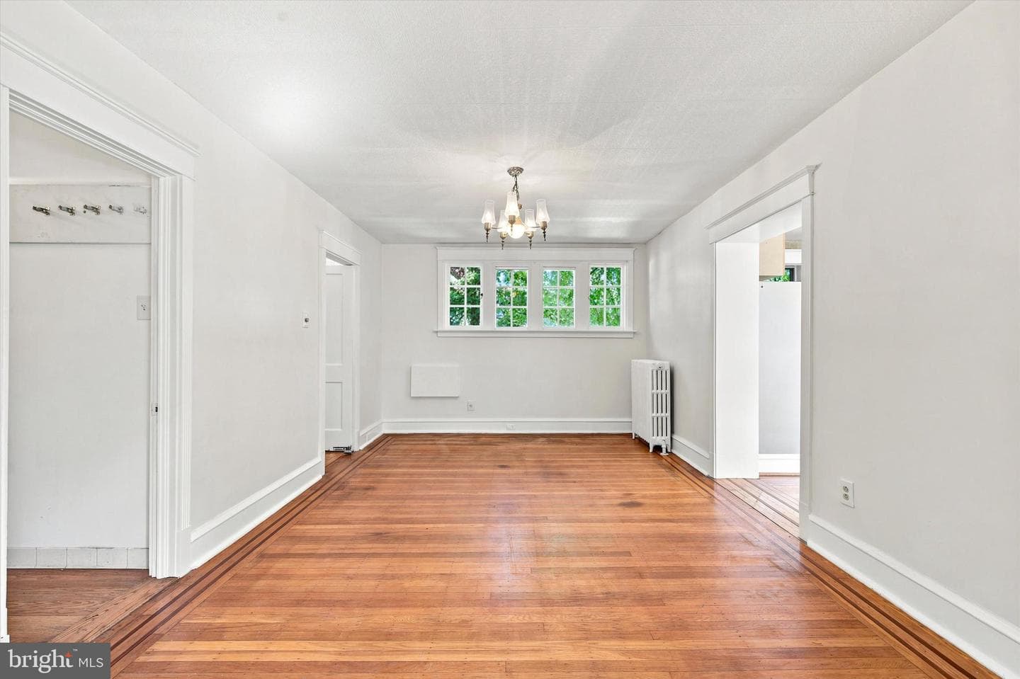 3433 W Penn Street photo 7