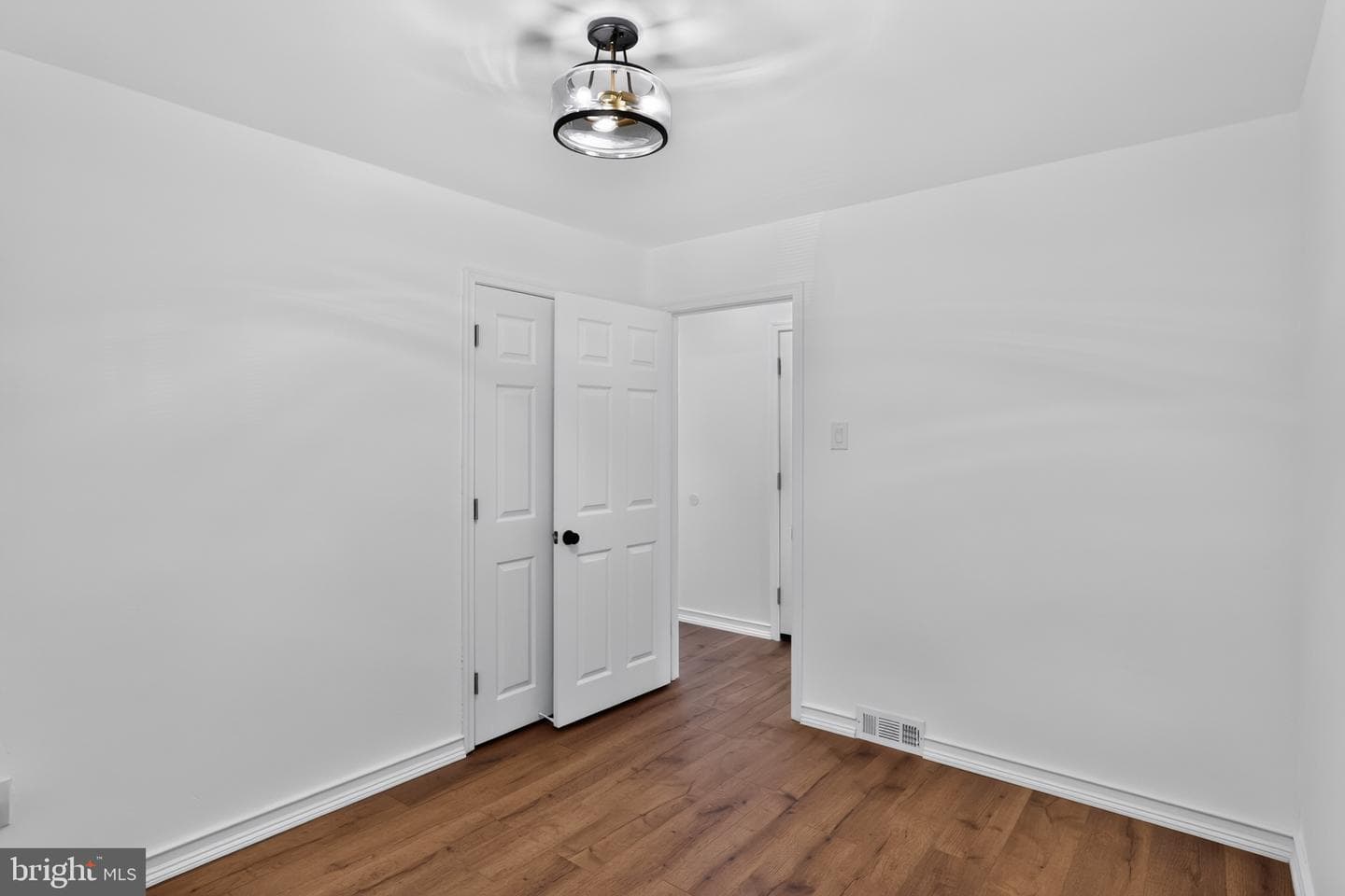 601 Colebrook Road photo 15