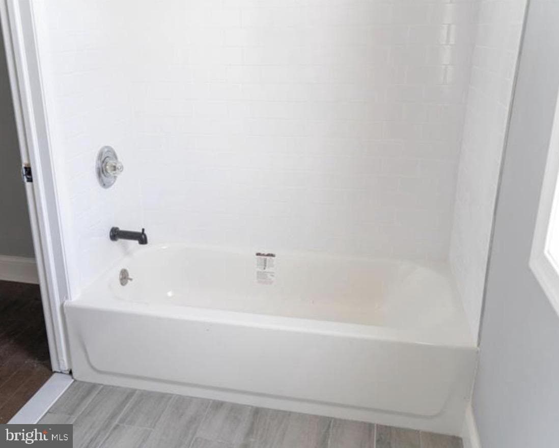 5530 Upland Street photo 8