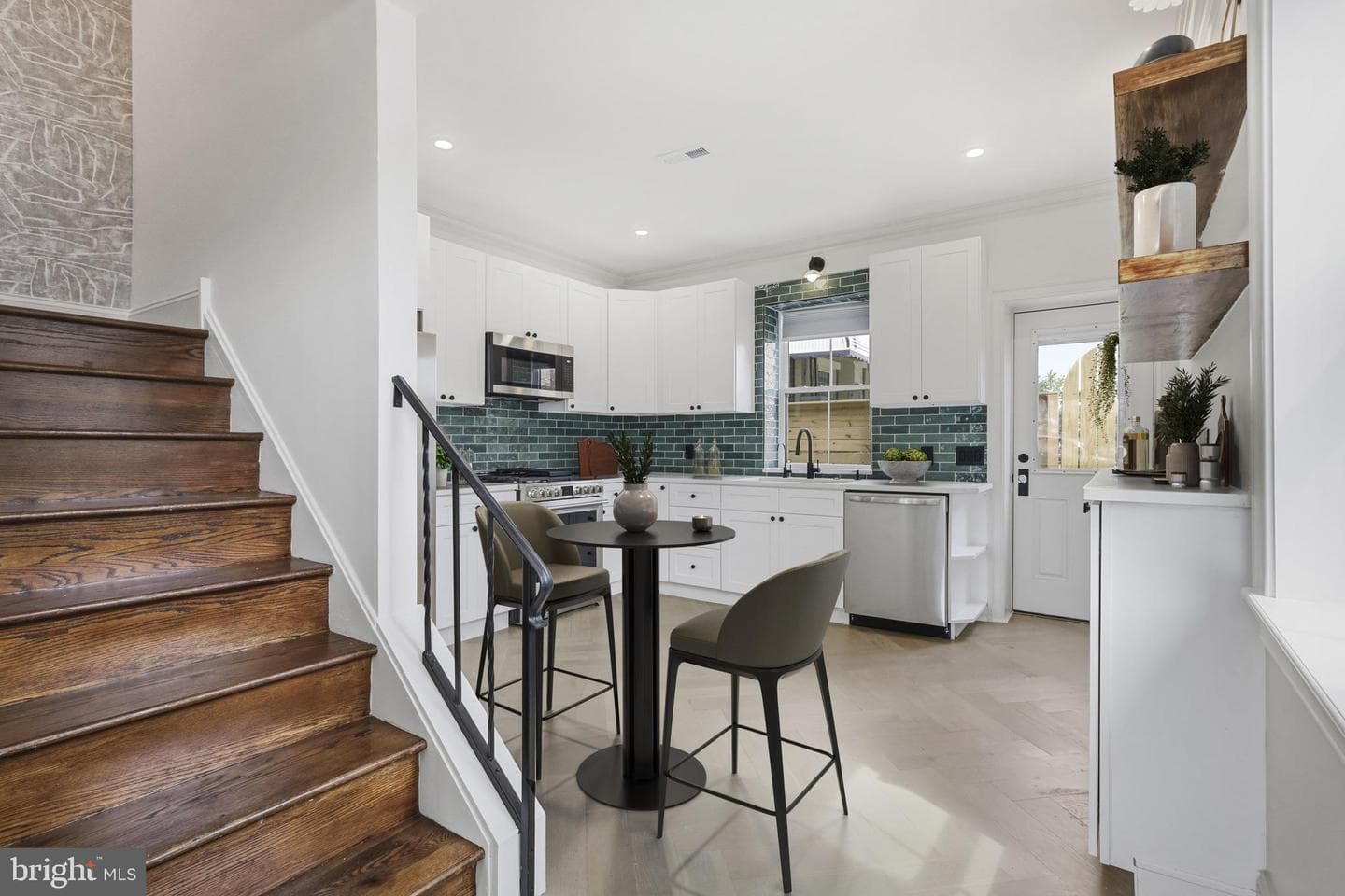 200 E Hortter Street photo 7