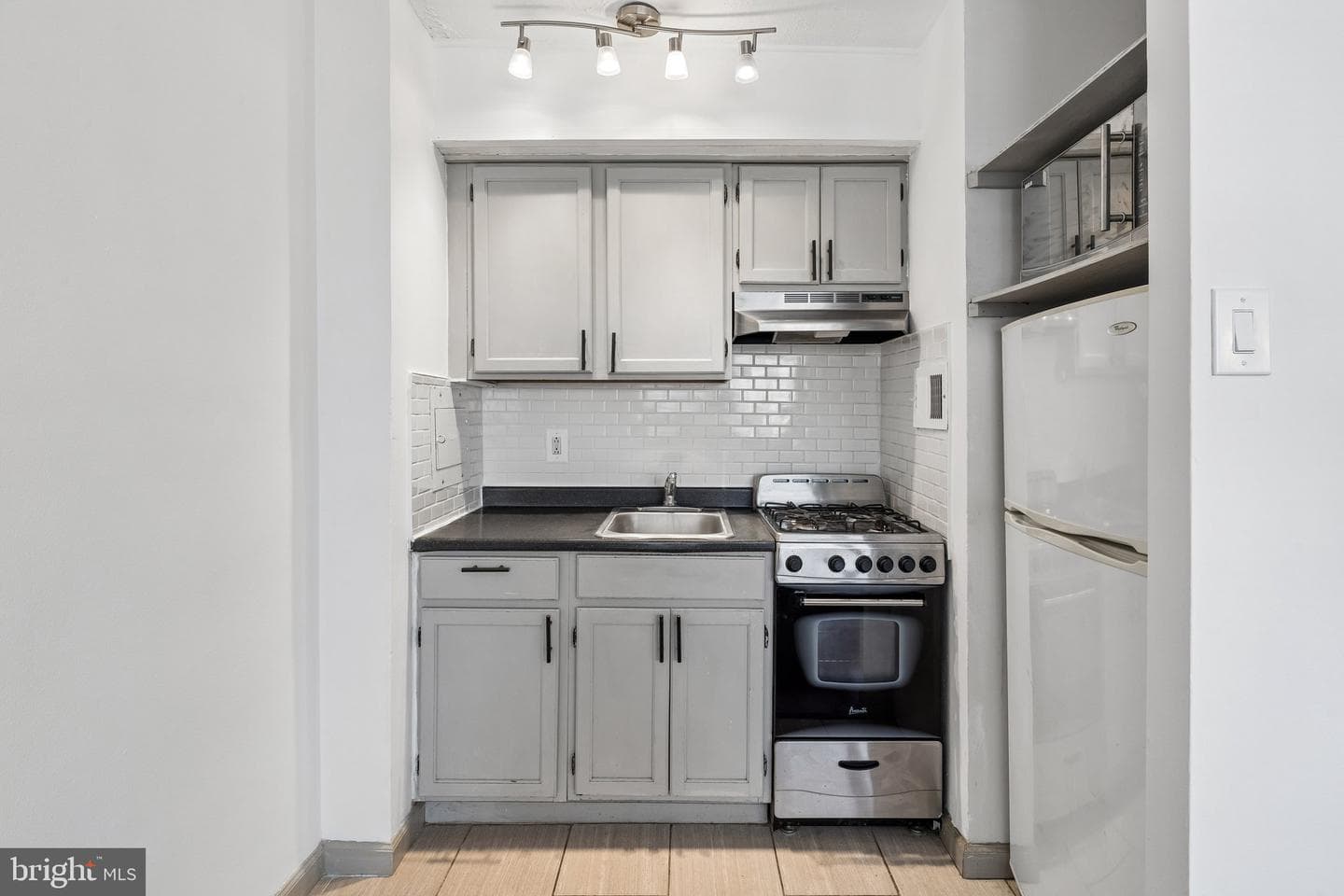 2101 Chestnut Street #723 photo 10