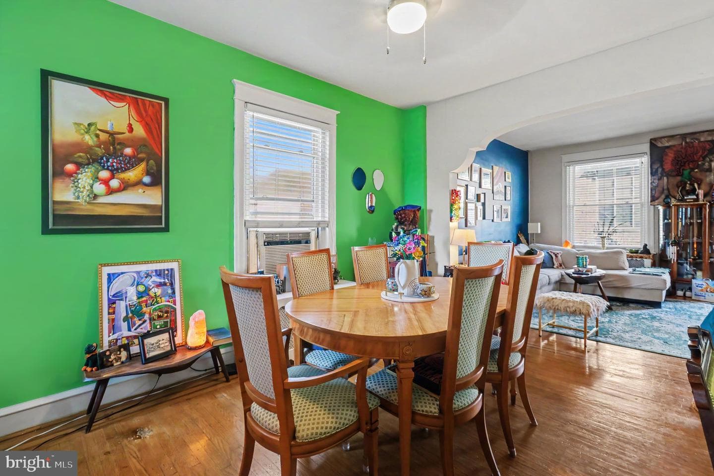 154 W Salaignac Street photo 5