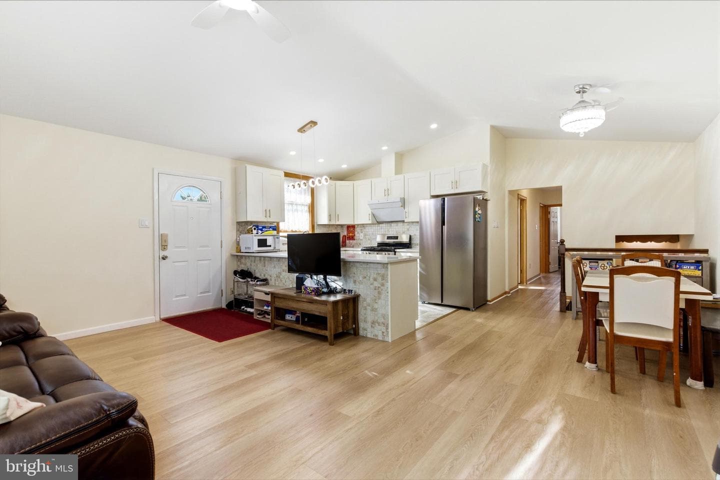 730 Charette Road photo 5