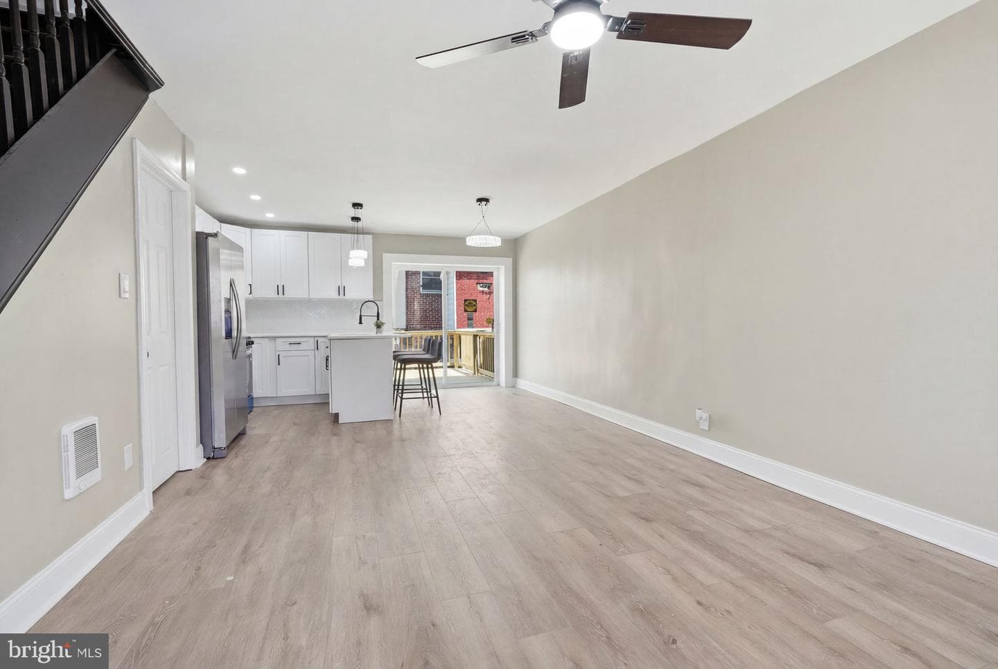 4765 Vista Street photo 9