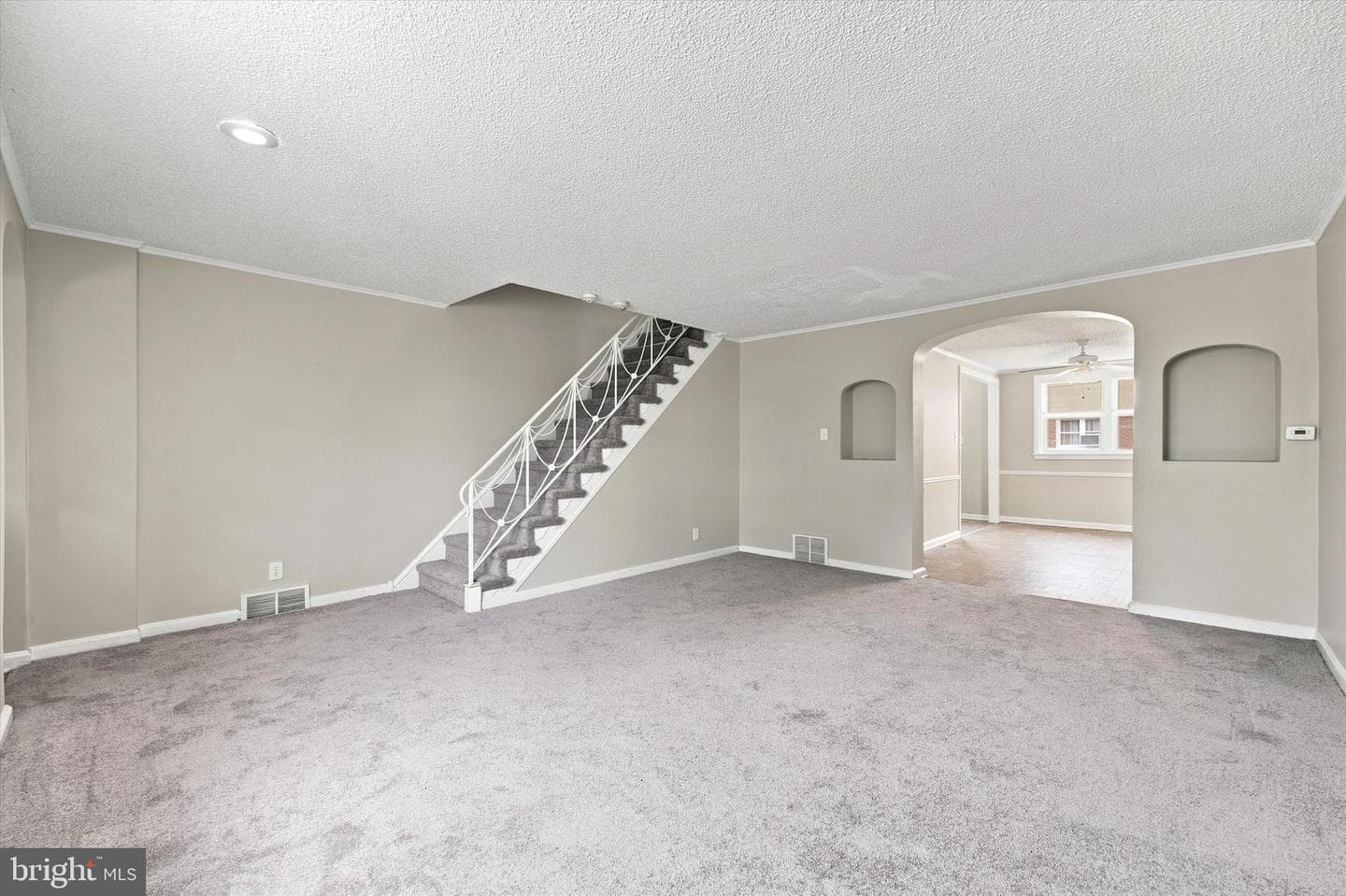 6244 Summerdale Avenue photo 4