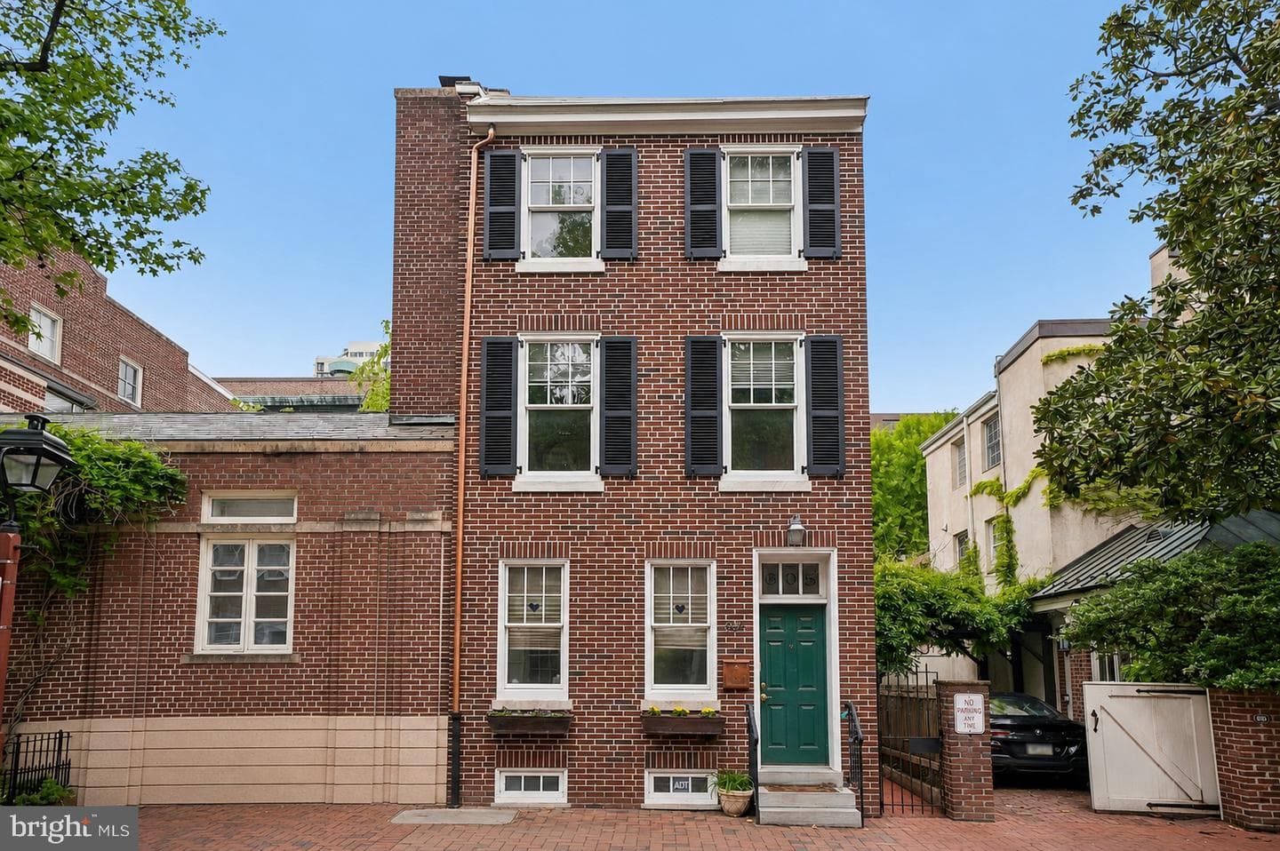 605 Pine Street, Philadelphia