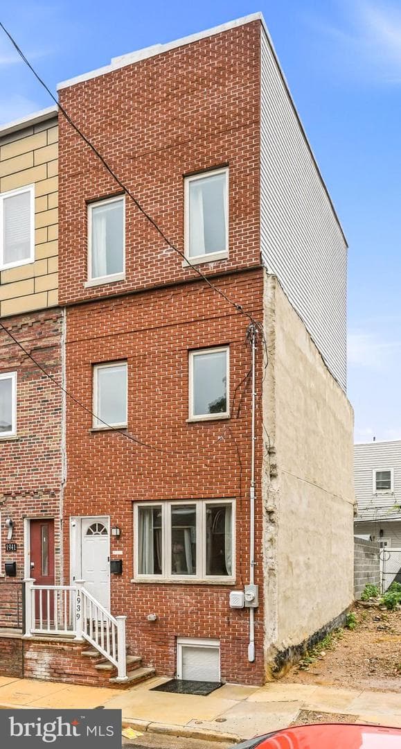 1939 Watkins Street photo 39