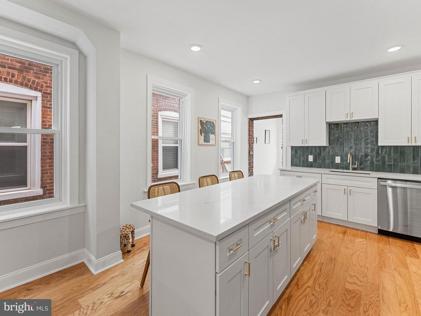 4241 Pechin Street photo 8