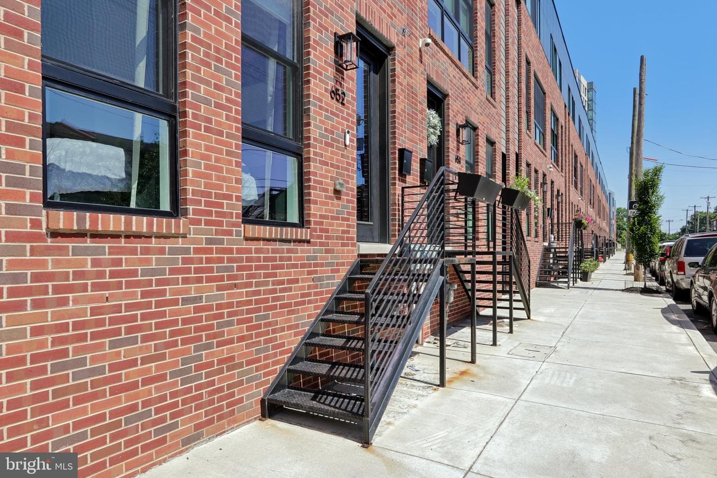 652 N 13th Street photo 4