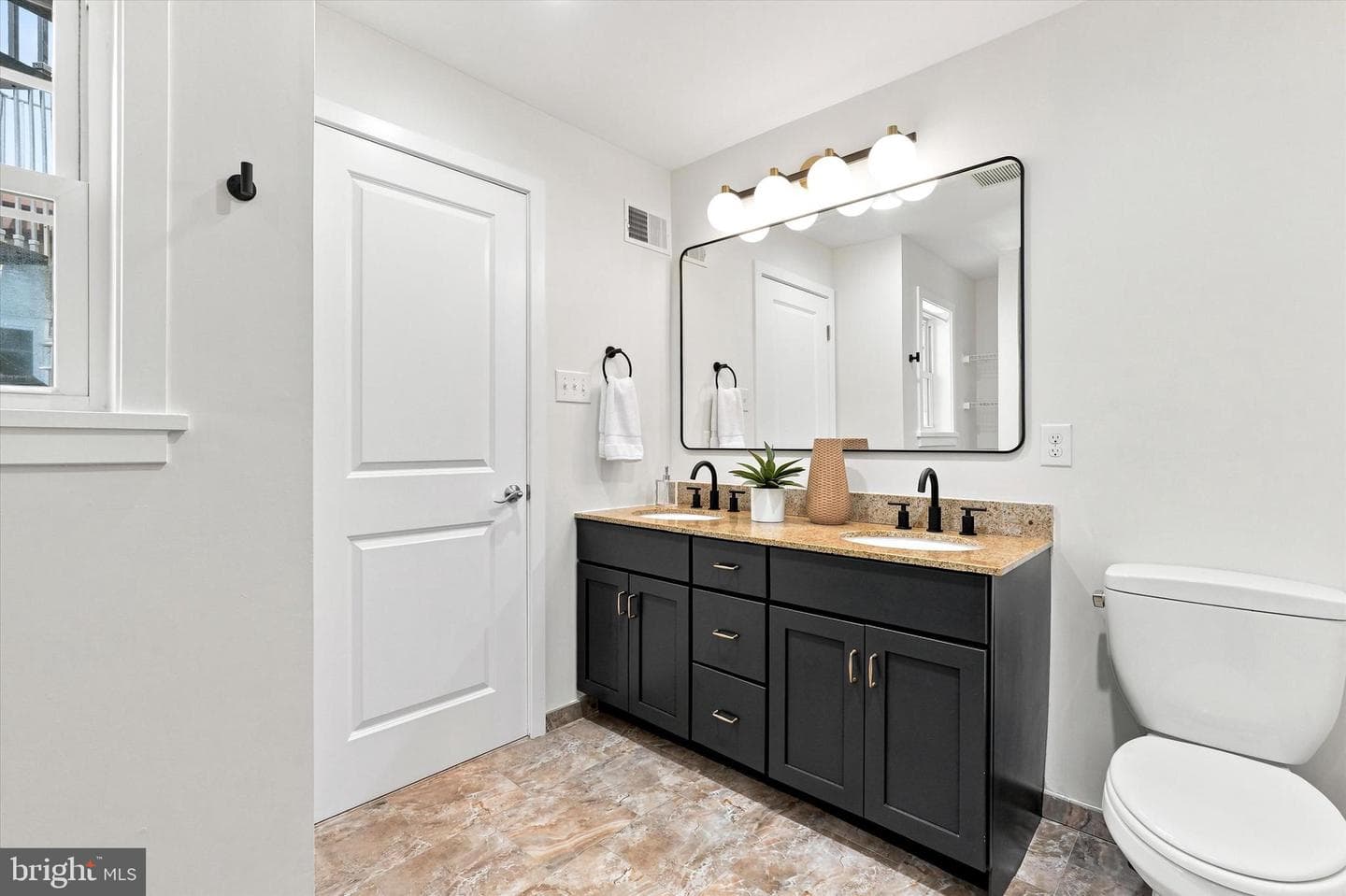 1722 Alter Street photo 27