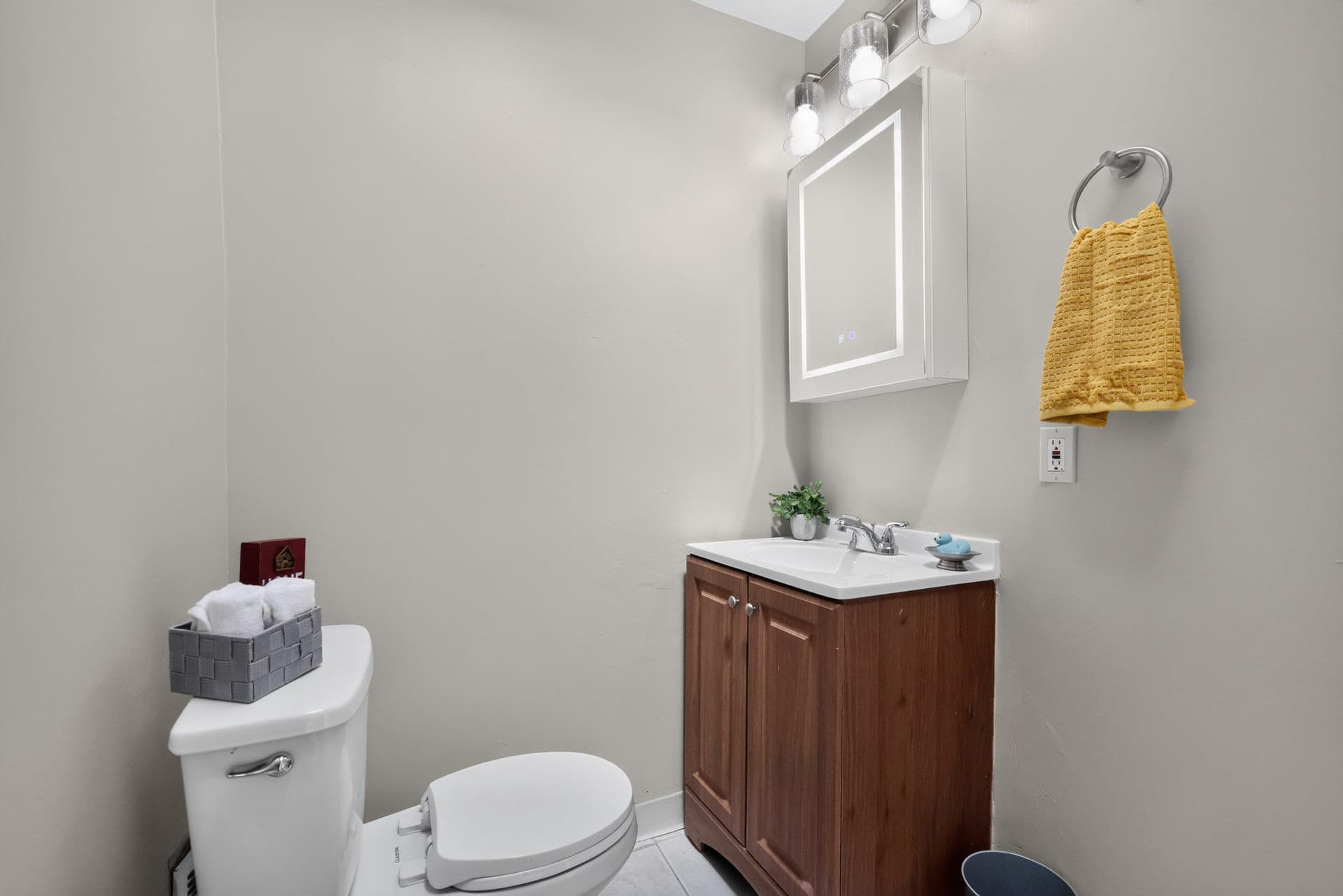 2558 S 61st Street photo 26