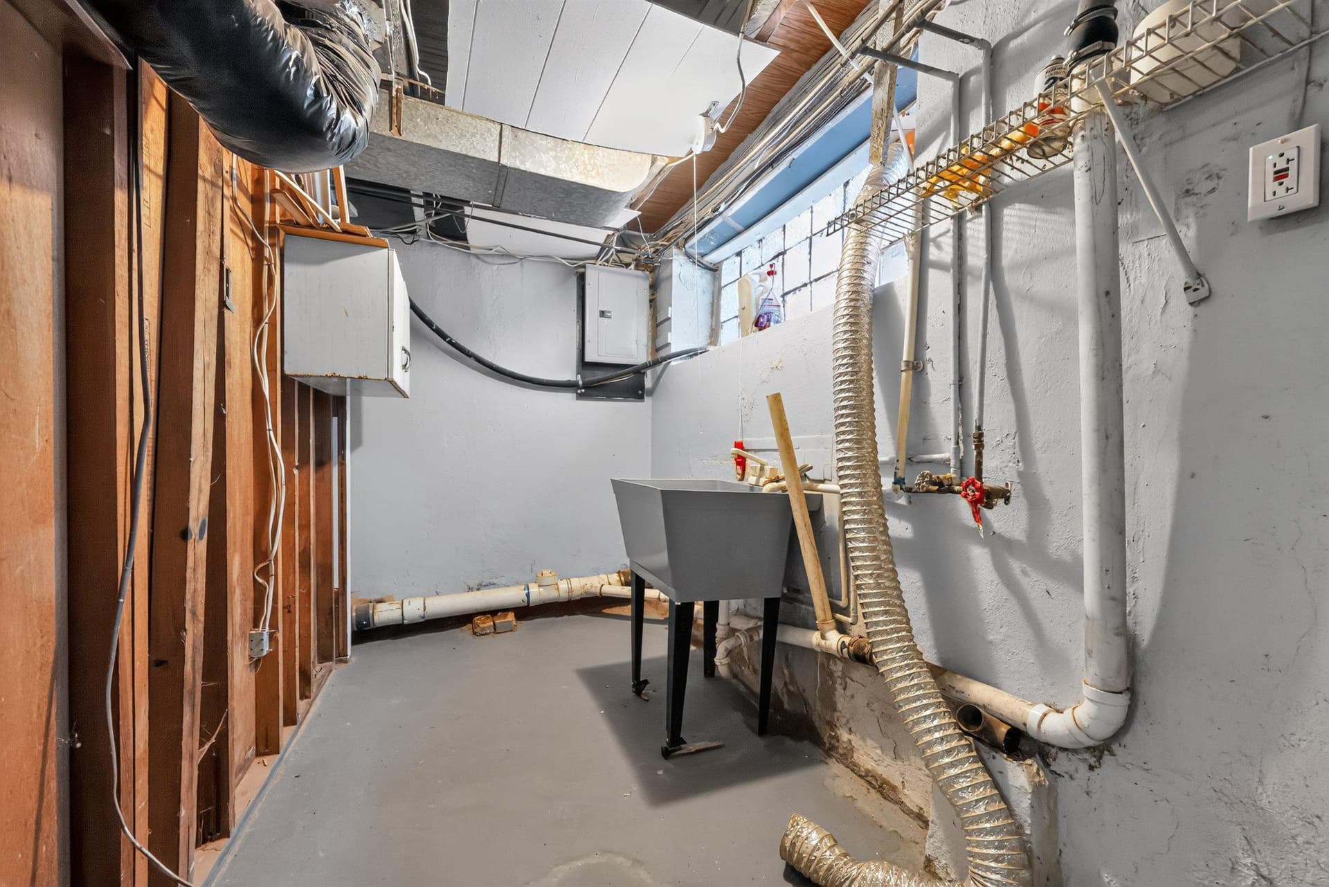 2558 S 61st Street photo 30