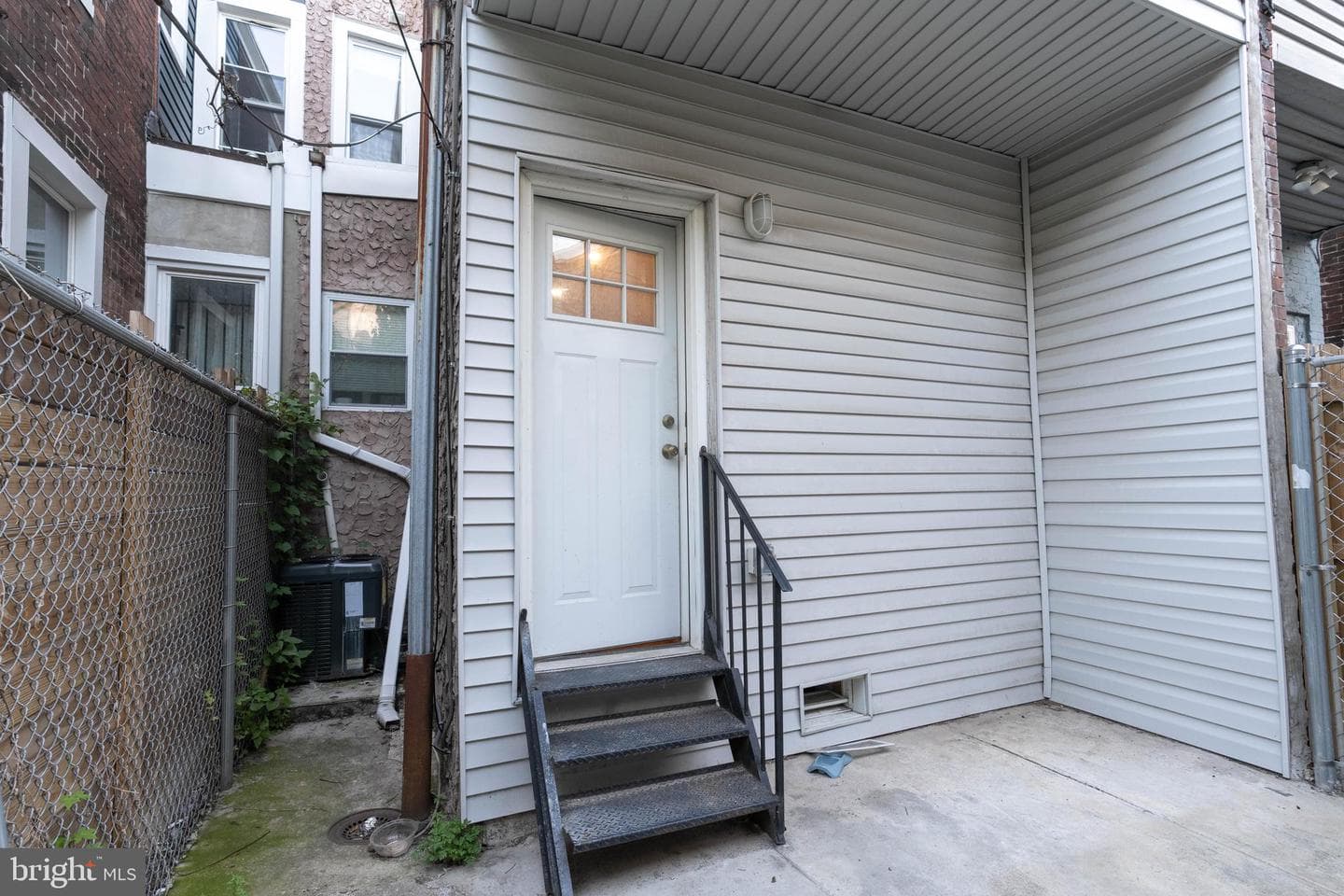 1931 N Patton Street photo 9
