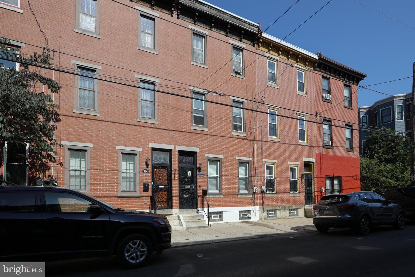 922 S 18th Street photo 2