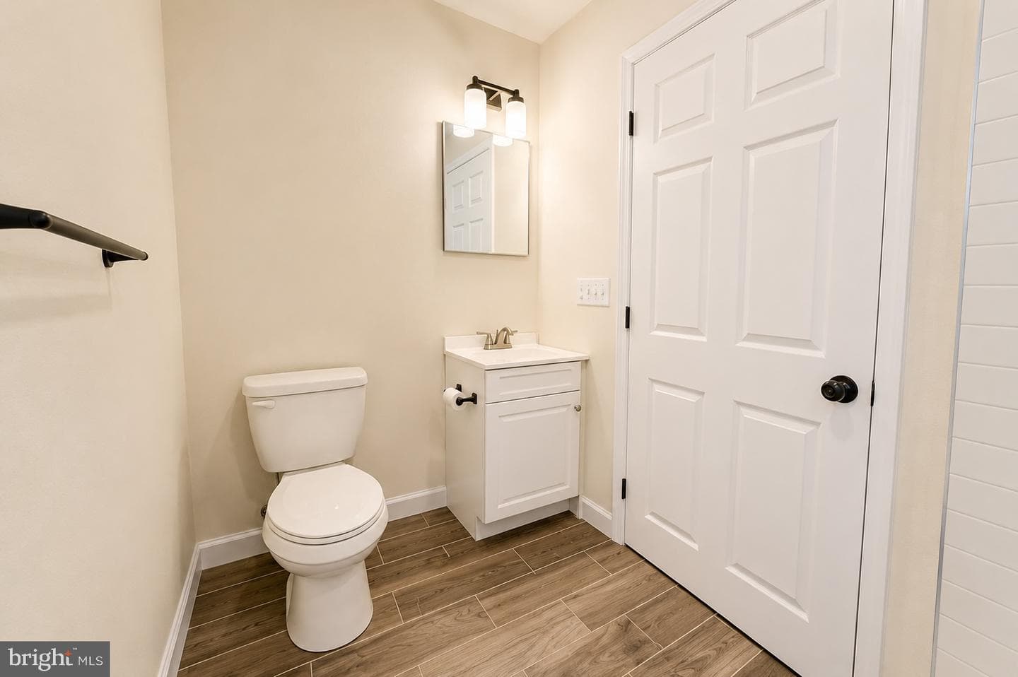 2236 N Carlisle Street photo 9