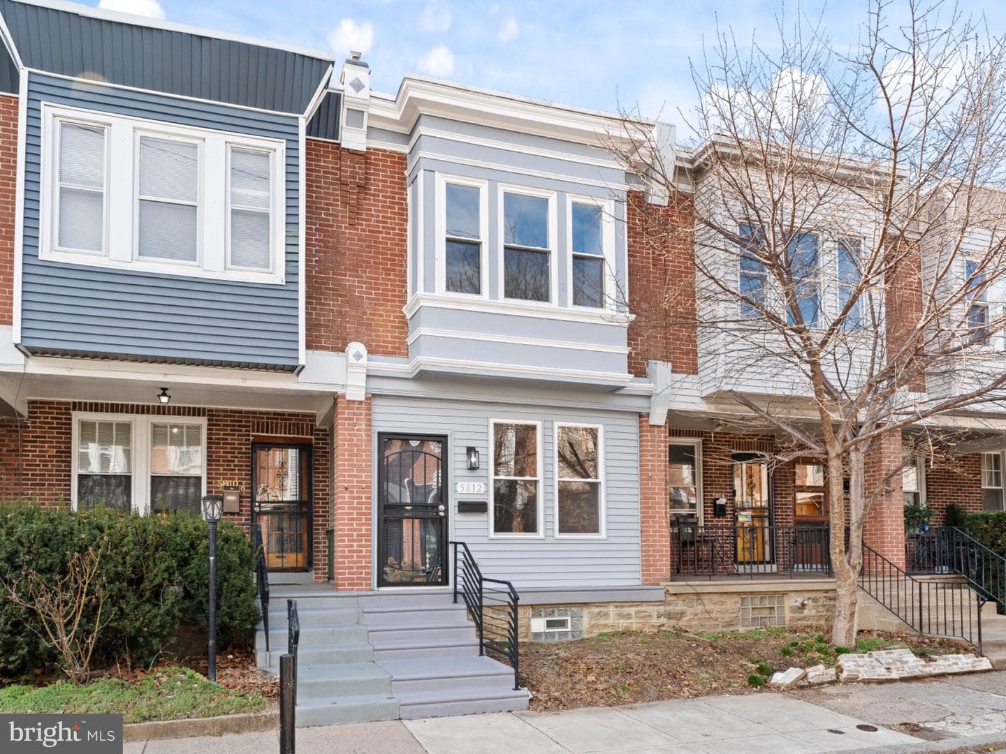 5812 N American Street photo 3