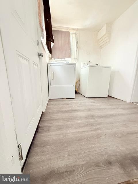 1658 N Redfield Street photo 3