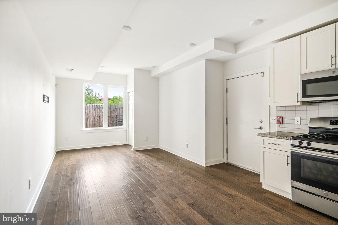 1843 N 6th Street #10 photo 10