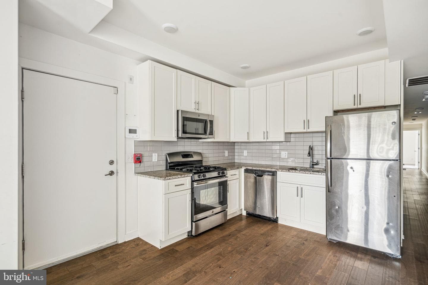 1843 N 6th Street #10 photo 12