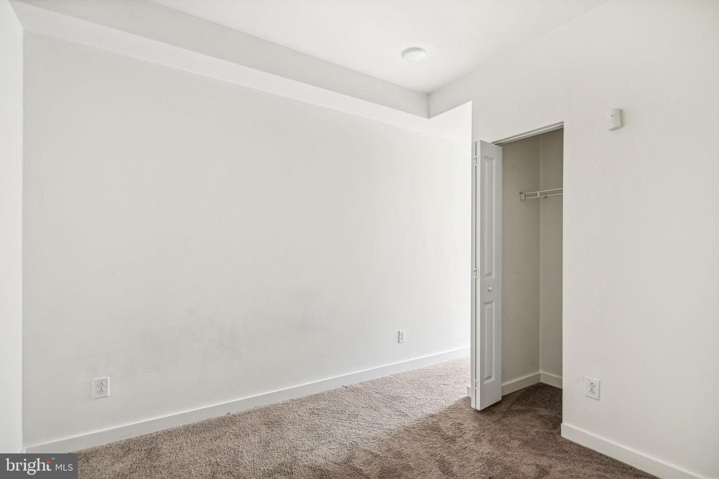 1843 N 6th Street #10 photo 7