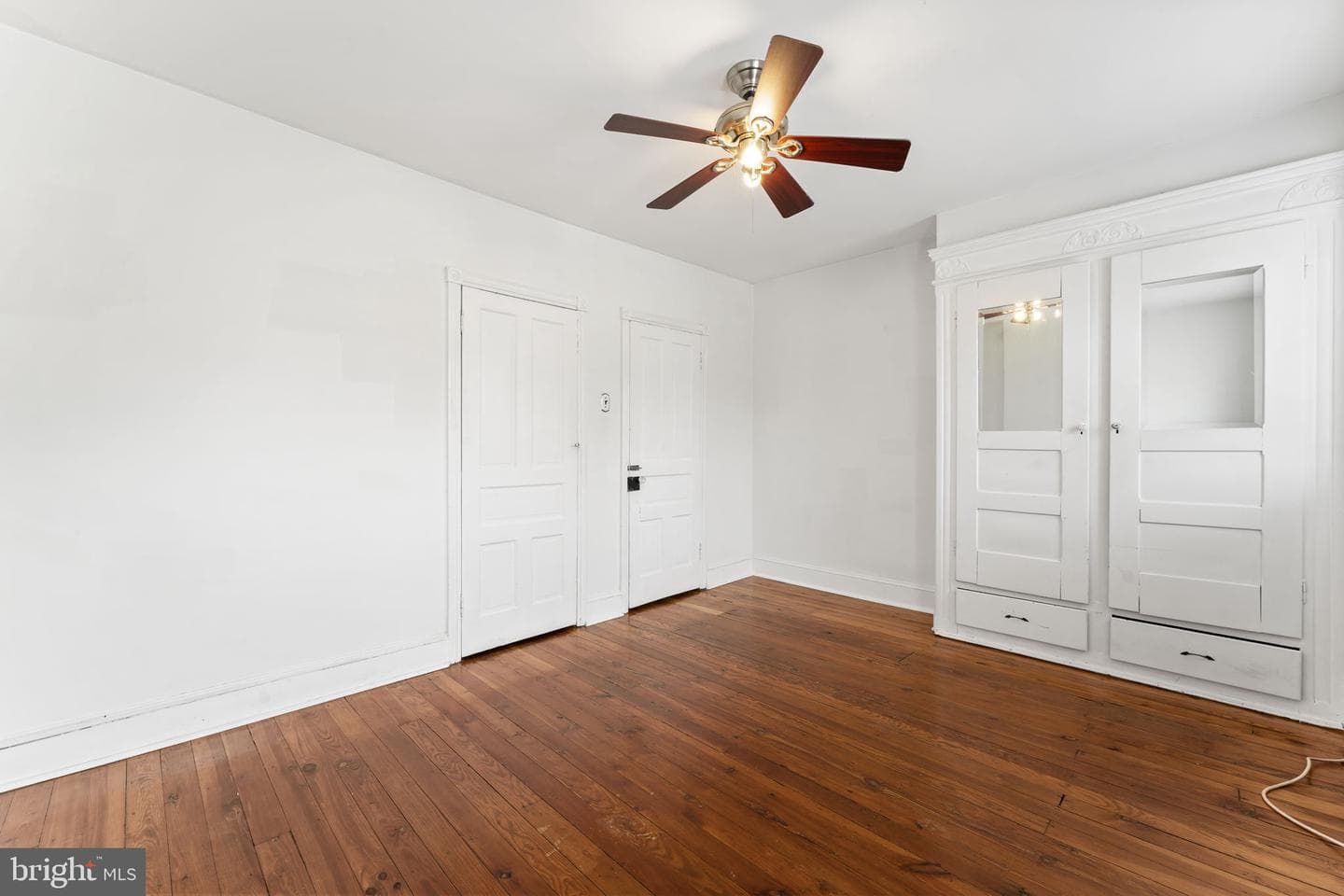221 Righter Street photo 12