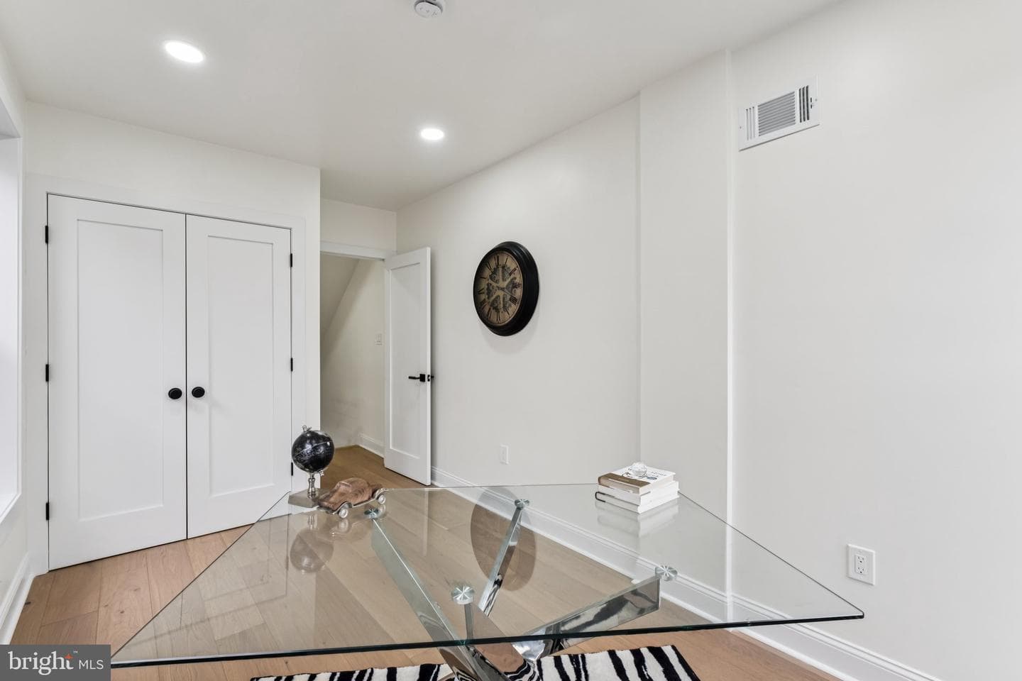 1031 Ellsworth Street photo 16